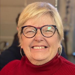 Meet your Posher, Linda